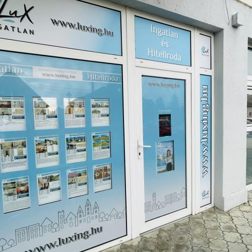 Lux Ingatlaniroda Komárom